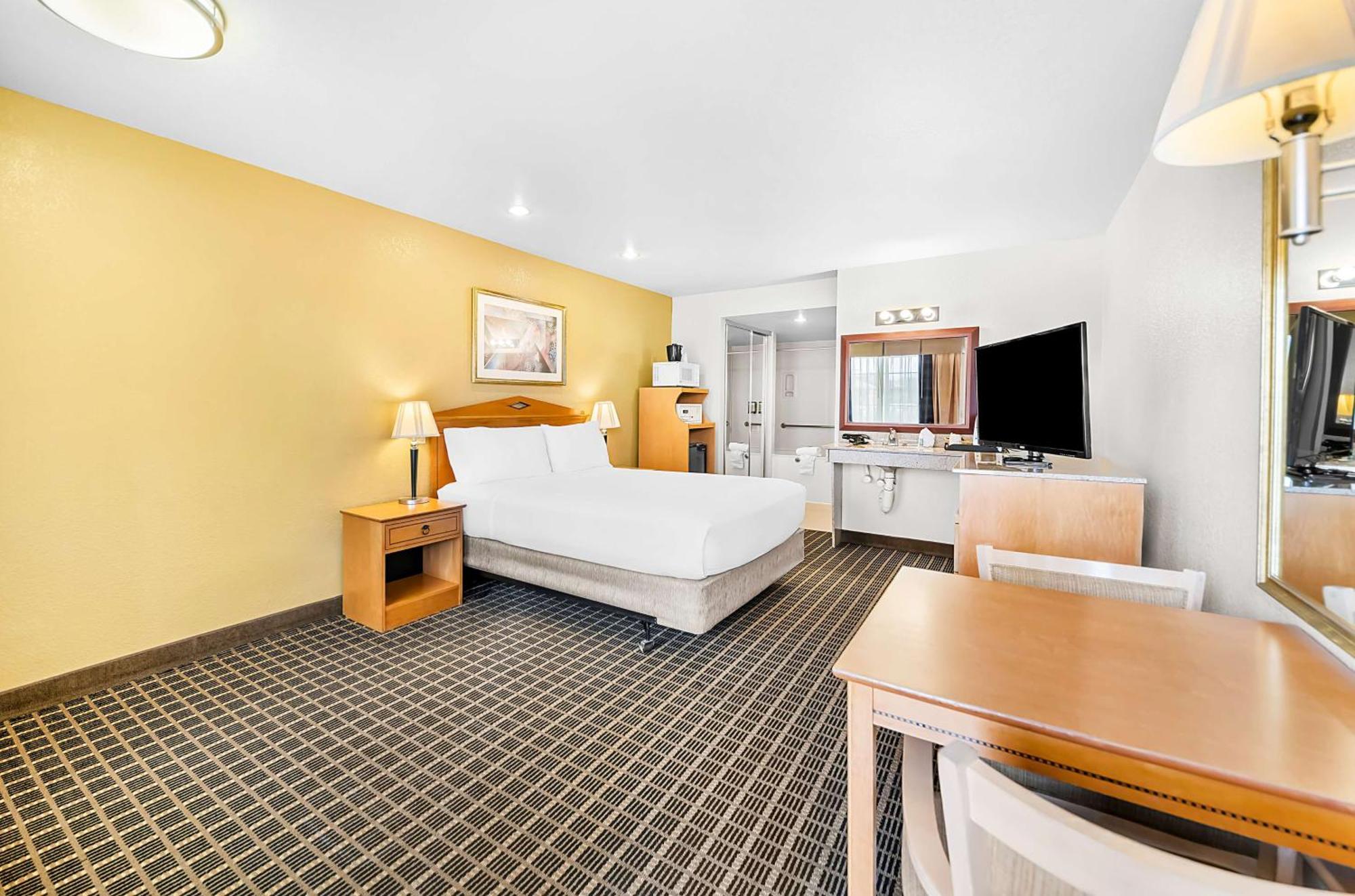Surestayplus Hotel By Best Western San Jose Central City מראה חיצוני תמונה