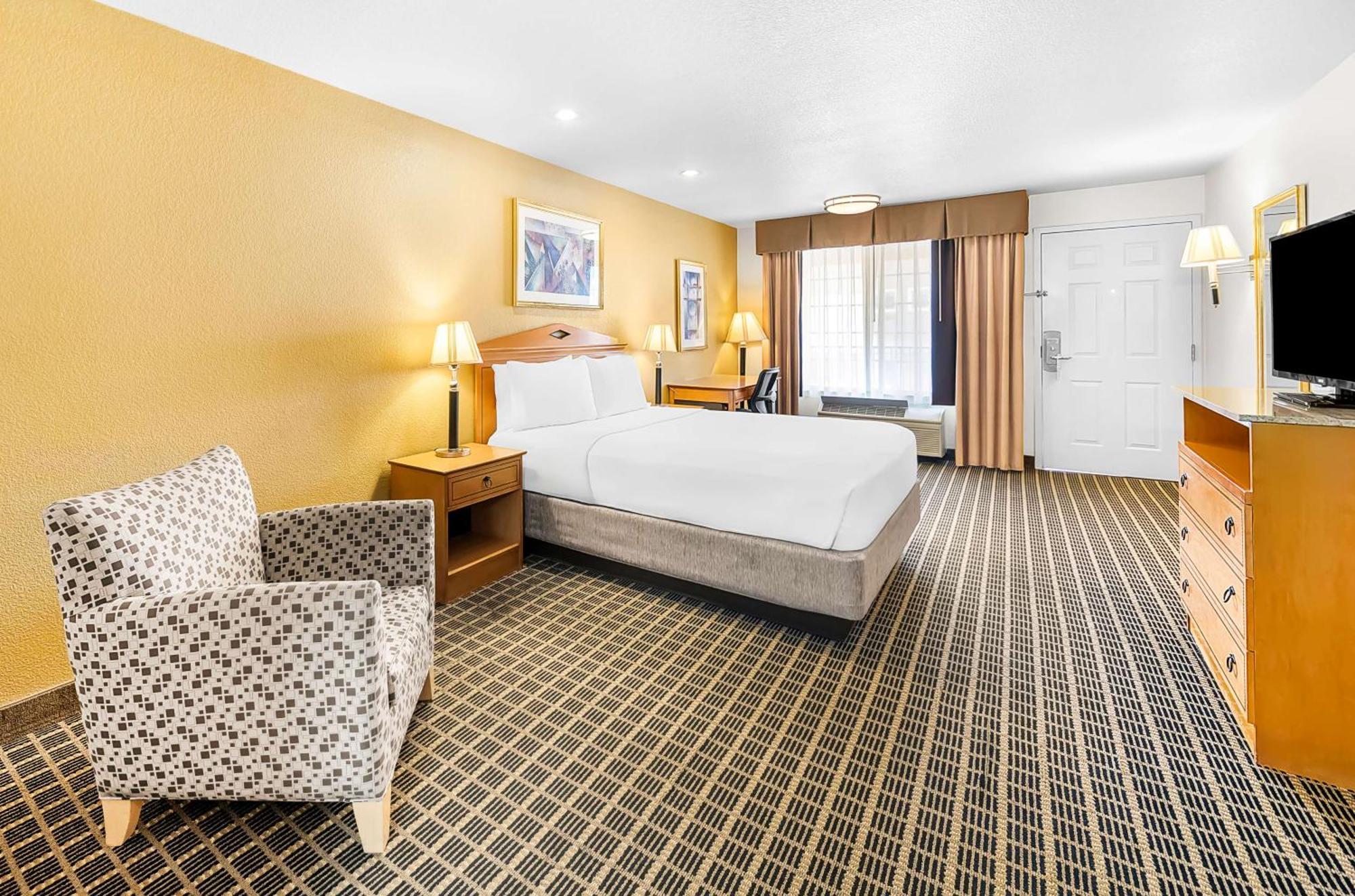 Surestayplus Hotel By Best Western San Jose Central City מראה חיצוני תמונה